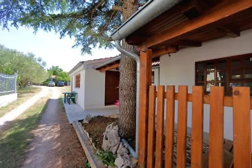 ביבינייה Apartman Pjer 1